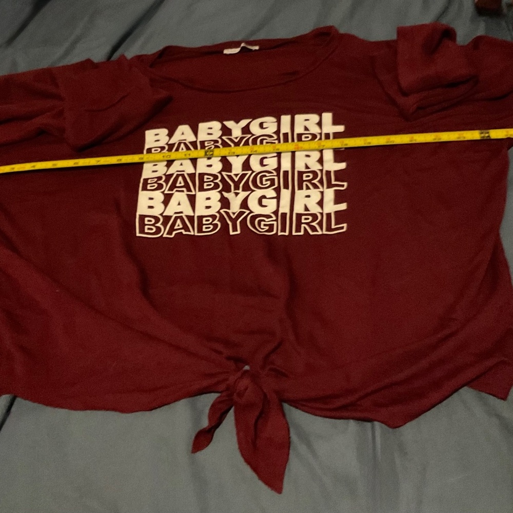T-shirt by Fashion Nova - Picture 8 of 8